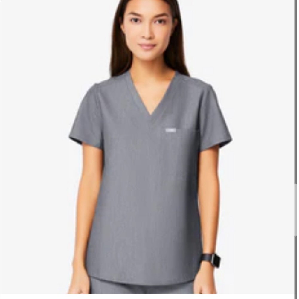 Figs Graphite Top